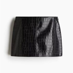 H&M Black Croc-Pattern Mini Skirt